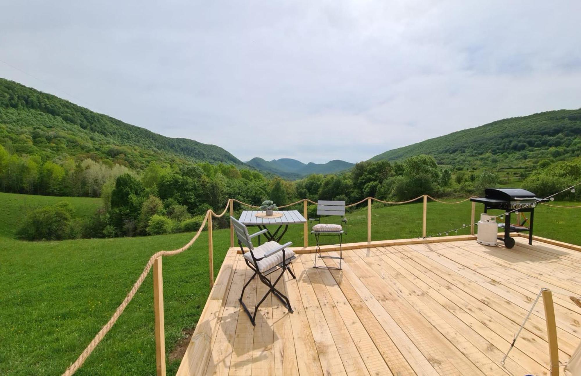 The Hunters Glamping Hotel Ciudanovita Exterior photo